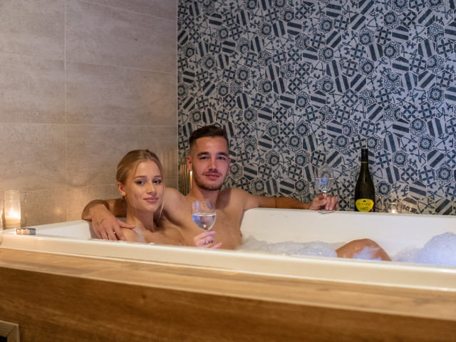 Privátny vírivý kúpeľ 60 min.